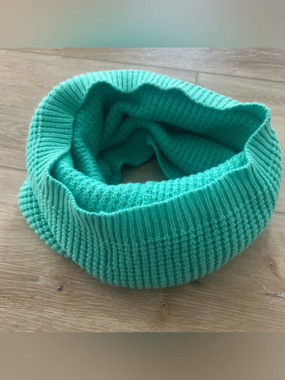 NWOT Gap knit infinity scarf